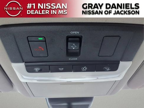 Certified 2024 Nissan Altima 2.0 SR FWD image 22