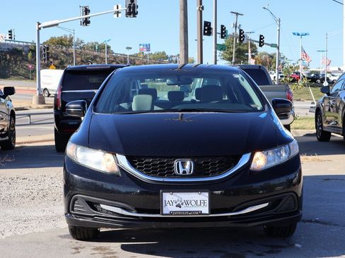 Used 2015 Honda Civic LX image 2