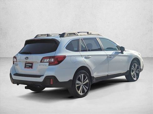 Used 2019 Subaru Outback 2.5i Limited AWD/4WD image 5