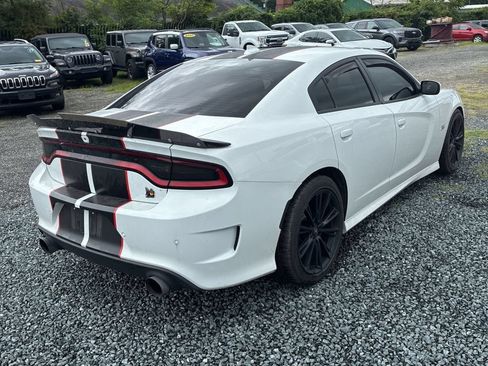 Used 2019 Dodge Charger Scat Pack RWD image 3