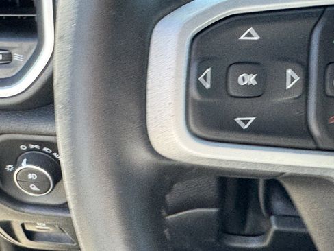 Used 2024 RAM 1500 Lone Star image 24