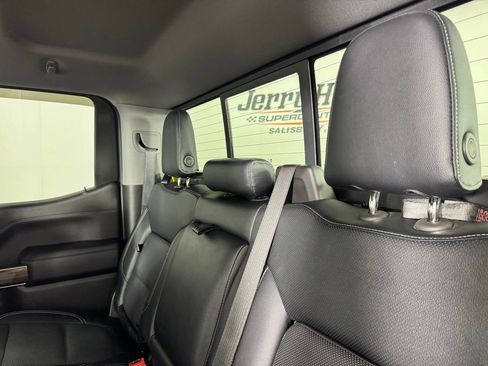 Used 2021 Chevrolet Silverado 1500 LT Trail Boss w/ Convenience Package II AWD/4WD image 35