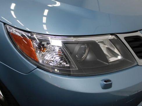 Used 2008 Saab 9-3 2.0T w/ Moonroof Package image 27