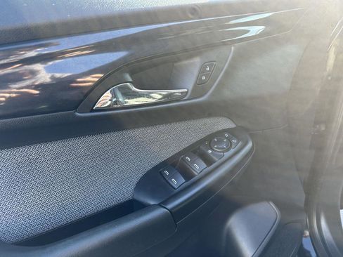 Used 2025 Chevrolet TrailBlazer LT image 18