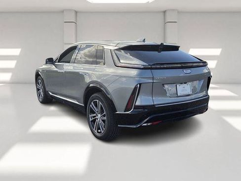 New 2026 Cadillac Lyriq Luxury image 3