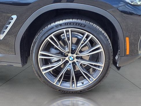 Used 2025 BMW X4 xDrive30i w/ Premium Package AWD/4WD image 10