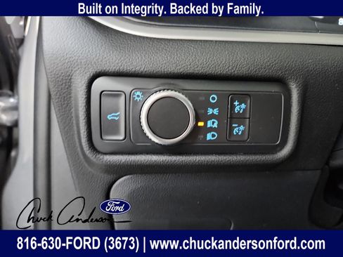 Used 2021 Ford Explorer XLT image 33