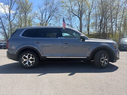 Certified 2022 Kia Telluride EX AWD/4WD image 2