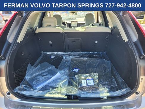 New 2026 Volvo XC60 B5 Ultra w/ Protection Package Premier image 18