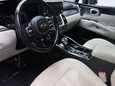 Used 2021 Kia Sorento SX image 19