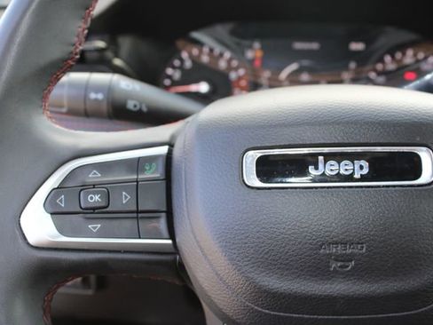 Used 2024 Jeep Compass Trailhawk image 21