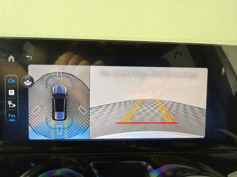 Certified 2025 Mercedes-Benz GLB 250 4MATIC image 16