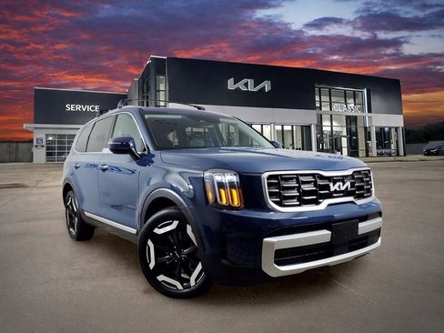 Certified 2024 Kia Telluride S FWD image 1