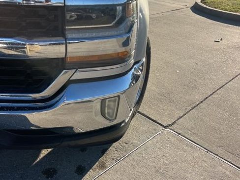 Used 2018 Chevrolet Silverado 1500 LT w/ Texas Edition image 12