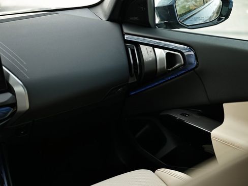 New 2026 BMW X3 xDrive30 w/ Premium Package image 28