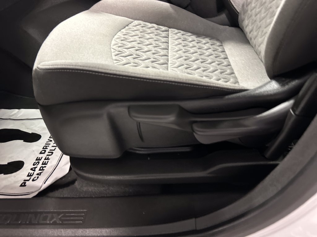 Used 2024 Chevrolet Equinox LS w/ Sport Edition FWD image 11