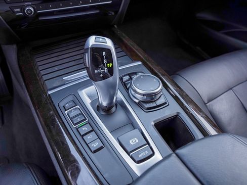 Used 2016 BMW X5 xDrive35d image 15