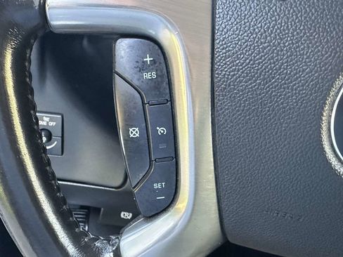 Used 2017 Chevrolet Express 2500 RWD image 29