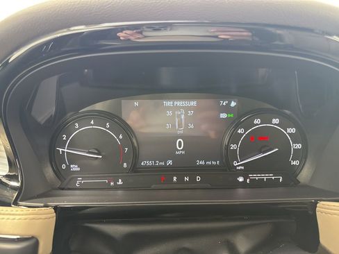 Used 2020 Lincoln Corsair AWD w/ Premium Package image 22