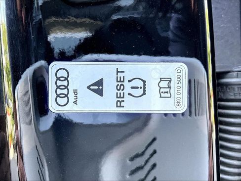 Used 2023 Audi Q8 Premium Plus w/ Premium Plus Package AWD/4WD image 35
