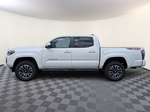 Certified 2023 Toyota Tacoma TRD Sport w/ TRD Premium Sport Package AWD/4WD image 9