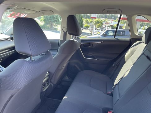 Certified 2024 Toyota RAV4 LE AWD/4WD image 12