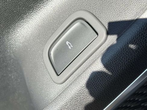 New 2026 Buick Enclave Sport Touring w/ Power Package image 19