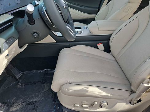 Used 2025 Genesis GV80 3.5T Advanced image 16