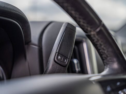 Used 2021 Chevrolet Silverado 1500 LT Trail Boss w/ Convenience Package II image 30