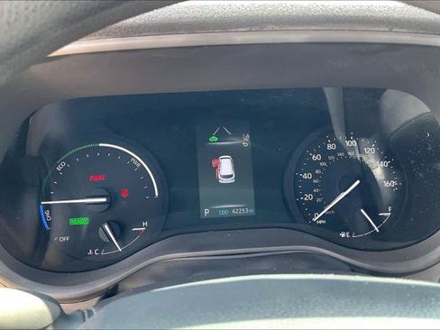 Certified 2021 Toyota Sienna LE FWD image 25