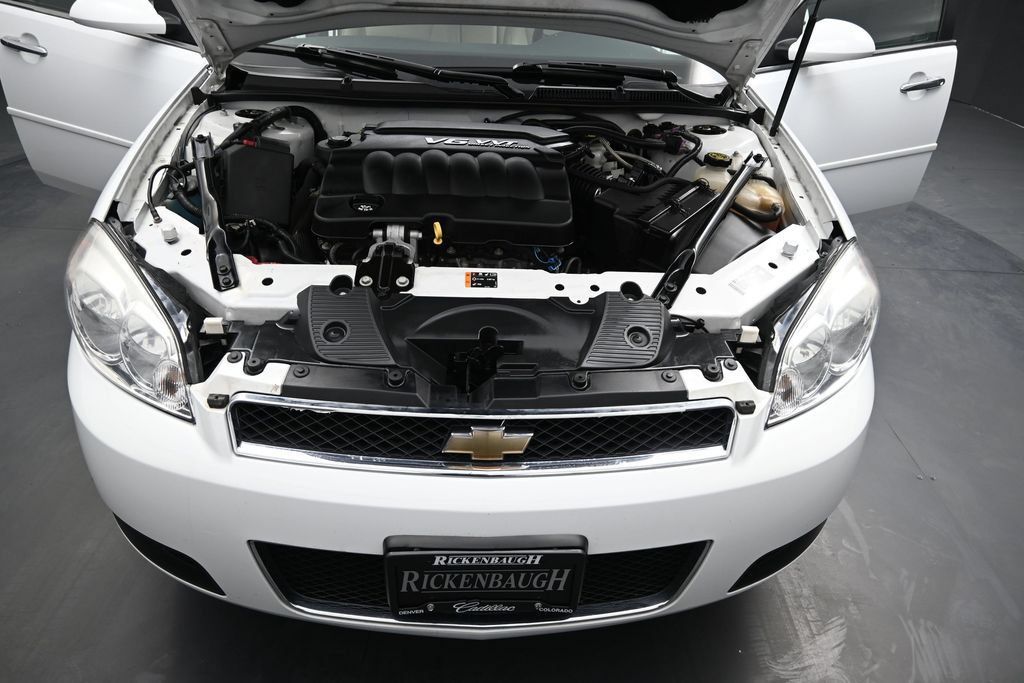 Used 2014 Chevrolet Impala LTZ FWD image 19