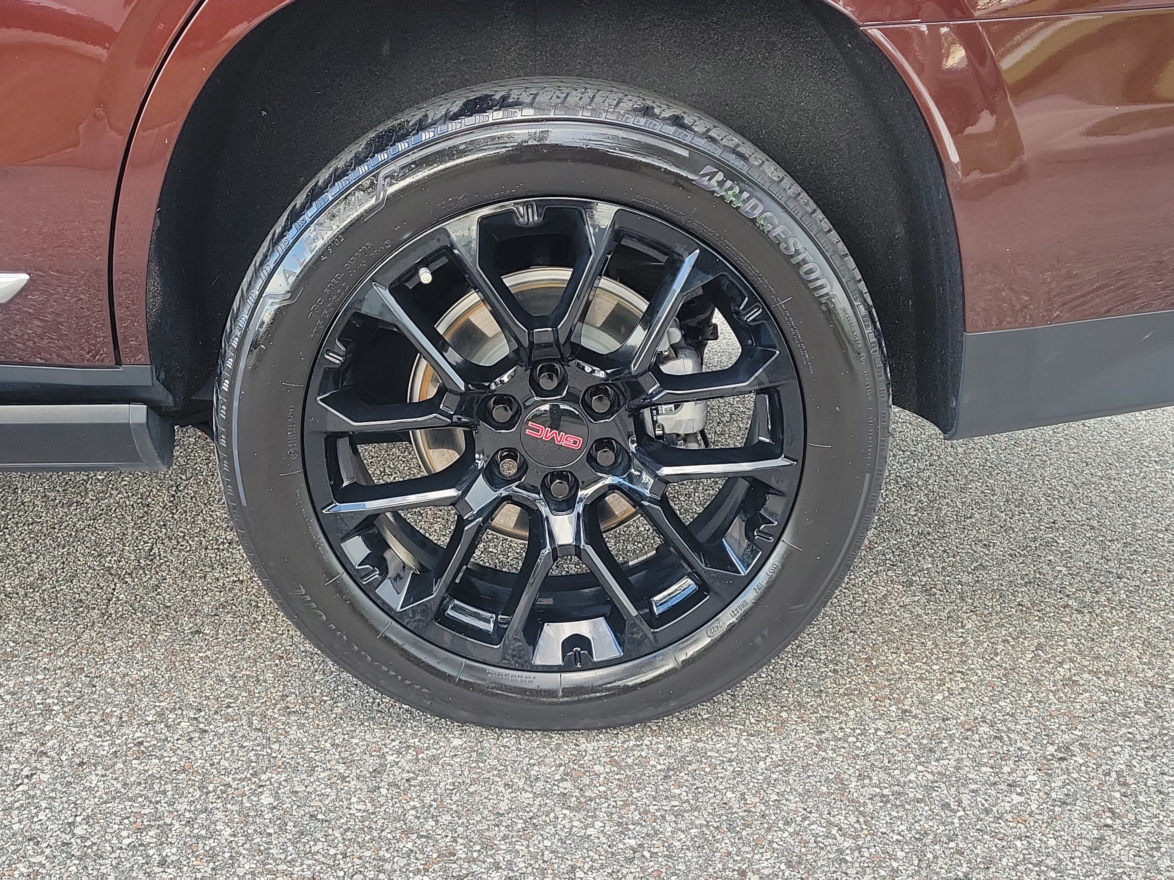 Used 2022 GMC Yukon Denali AWD/4WD image 10
