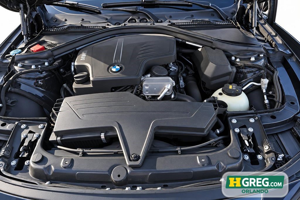 Used 2018 BMW 320i Sedan RWD image 16