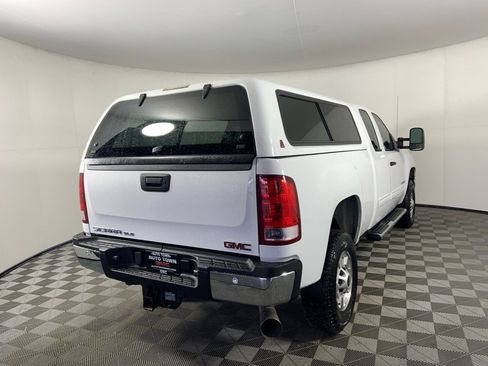 Used 2013 GMC Sierra 2500 SLE w/ SLE Preferred Package image 3
