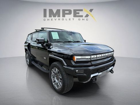 Used 2025 GMC Hummer EV 3X w/ LPO, Roof Cross Rail Package AWD/4WD image 7