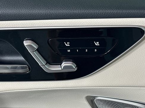Certified 2026 Mercedes-Benz GLC 300 image 11