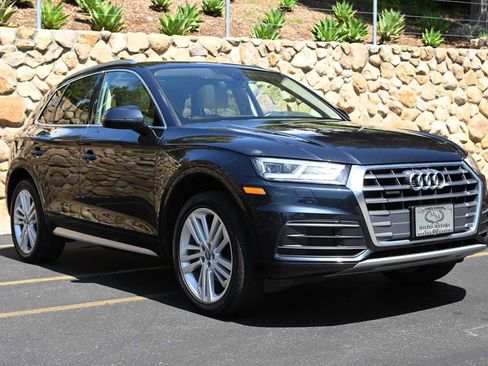 Used 2019 Audi Q5 2.0T Premium Plus image 1