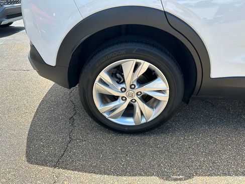 Used 2025 Buick Encore GX Preferred FWD image 5