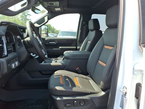 New 2026 GMC Sierra 2500 AT4 w/ AT4 Premium Plus Package AWD/4WD image 20