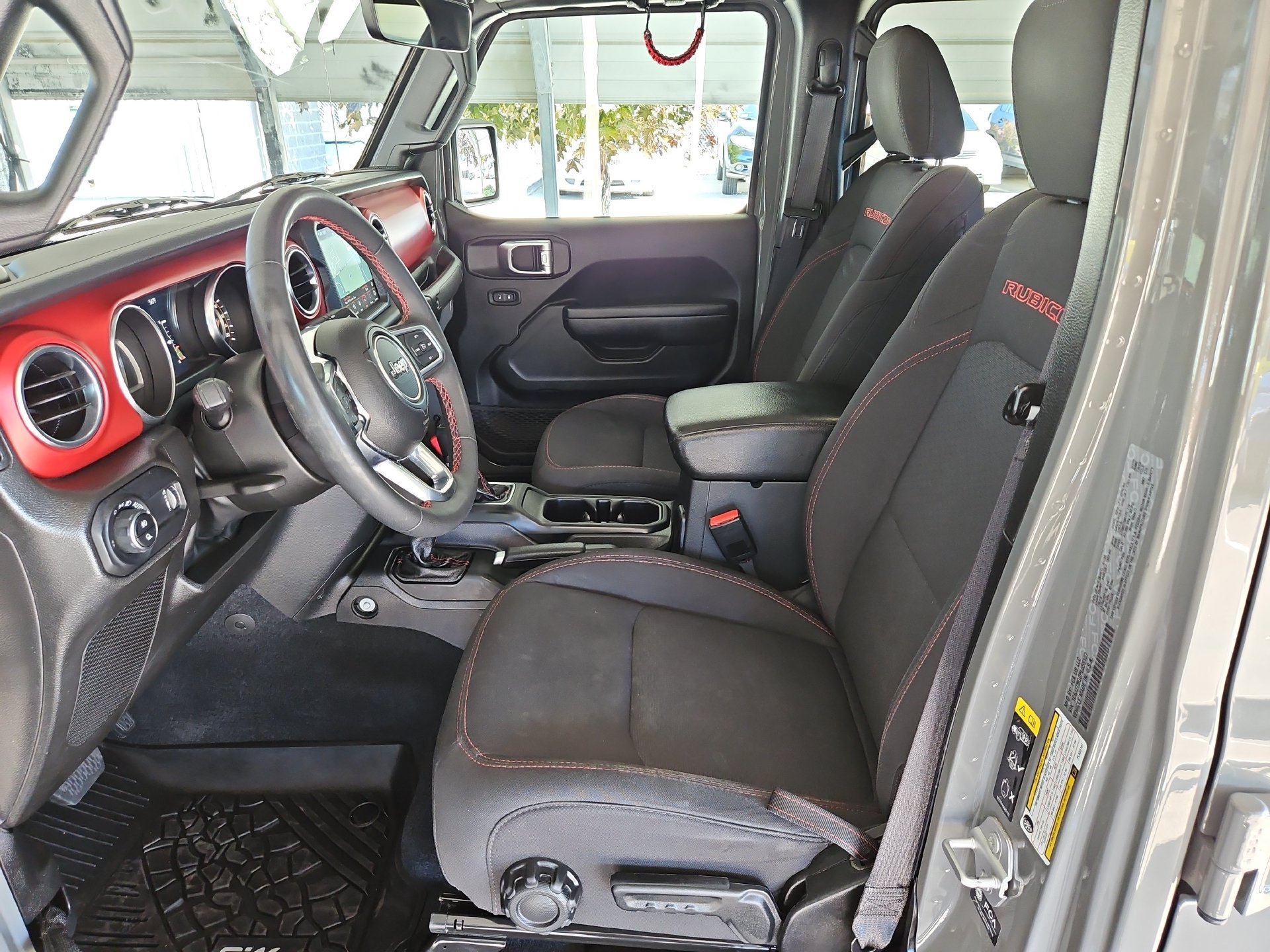 Used 2023 Jeep Gladiator Rubicon w/ Cold Weather Group AWD/4WD image 24