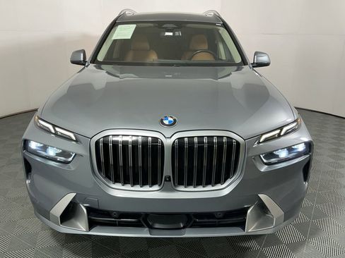 Certified 2023 BMW X7 xDrive40i w/ Premium Package image 3