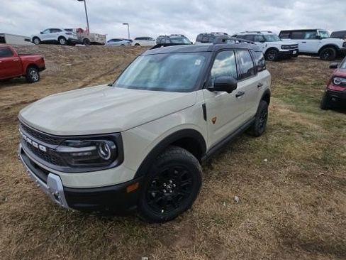 New 2025 Ford Bronco Sport Badlands w/ Badlands Tech Package AWD/4WD image 4