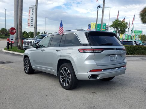 Used 2022 Jeep Grand Cherokee Overland image 7