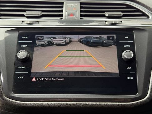 Used 2023 Volkswagen Tiguan SE R-Line FWD image 25