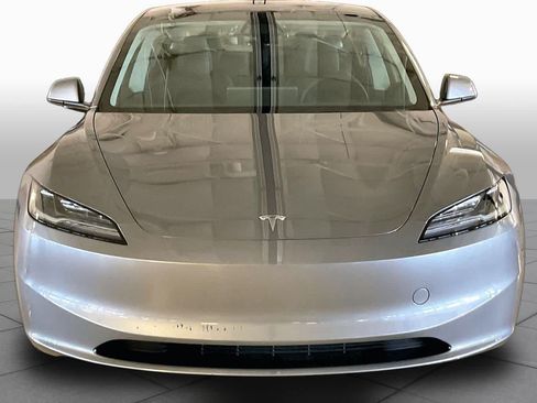 Used 2025 Tesla Model 3 Long Range AWD/4WD image 3