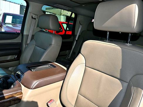 Used 2015 Chevrolet Tahoe LT image 20