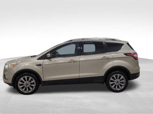 Used 2018 Ford Escape Titanium image 9