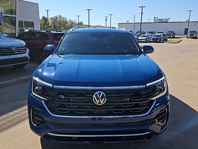 New 2026 Volkswagen Atlas Cross Sport SEL Premium R-Line