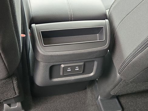 New 2026 Nissan Pathfinder SV image 18