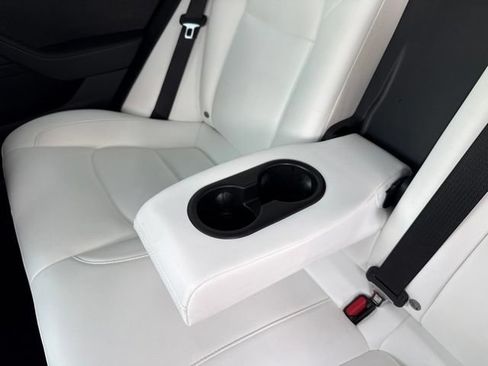 Used 2021 Tesla Model 3 Performance AWD/4WD image 27